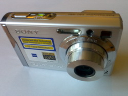 Sony Cybershot W80 digital camera front