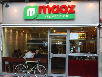 vegetarian maoz london food veggie restaurants restaurant fast soho falafel cheap delicious great but mildreds vegan choose board